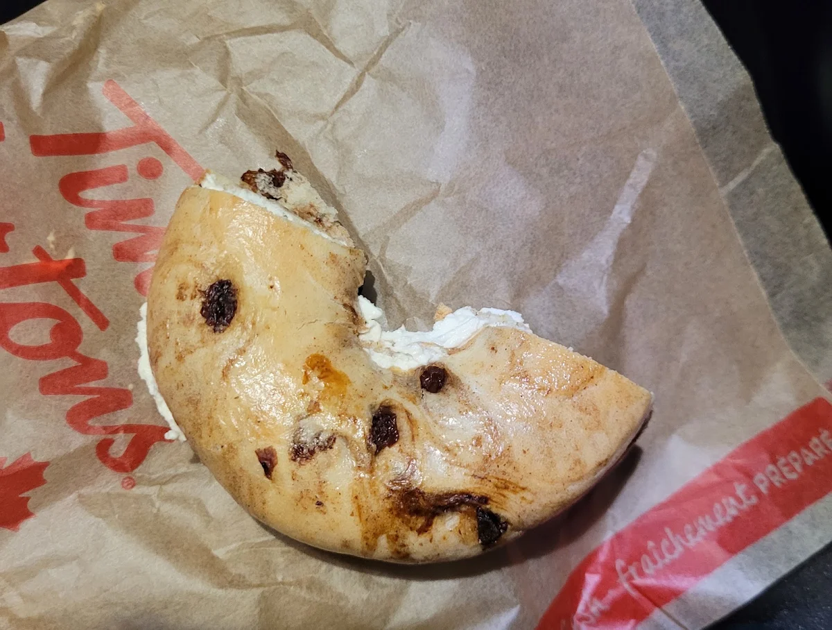 Cinnamon Raisin Bagel with Cream Cheese