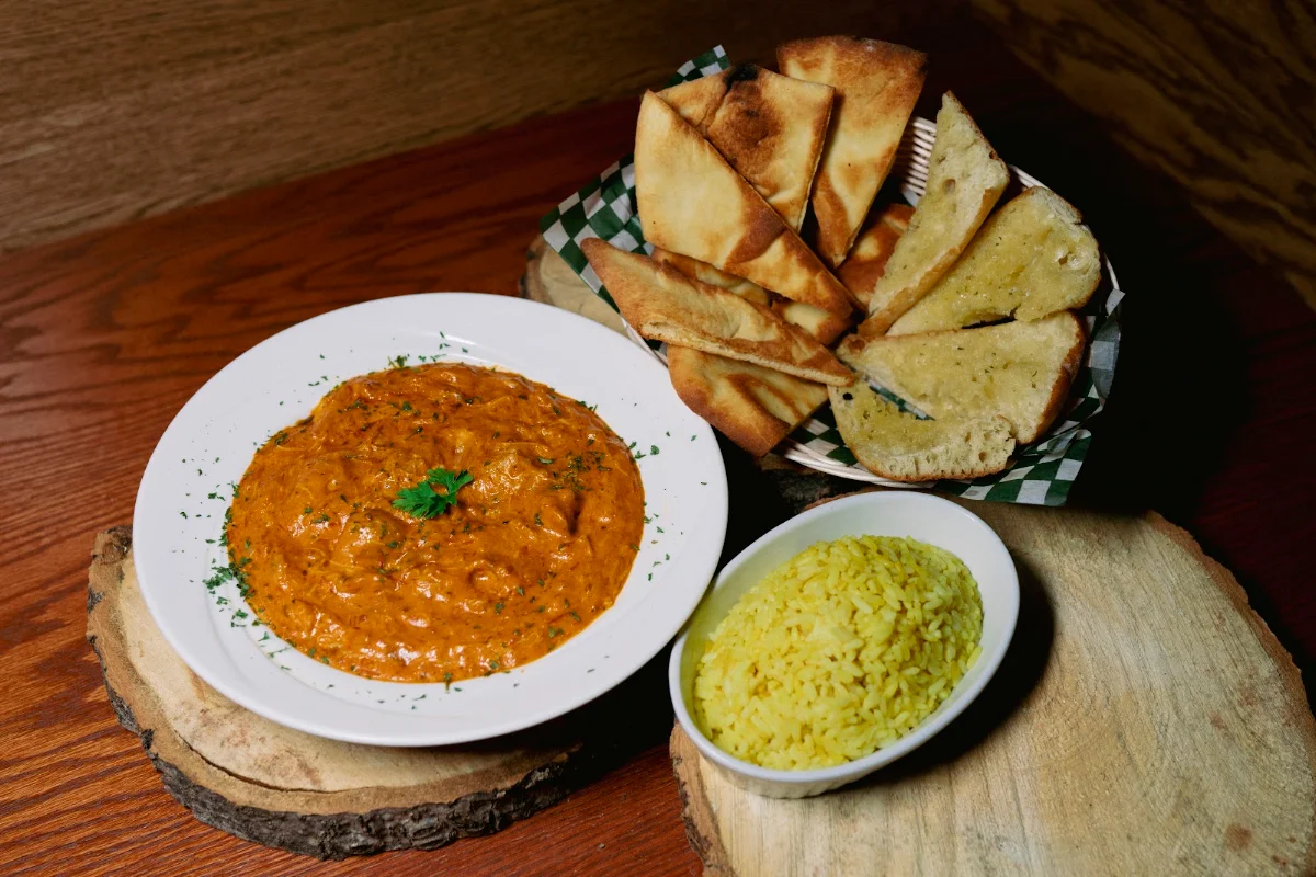 Butter Chicken on Rice with Garlic Naan