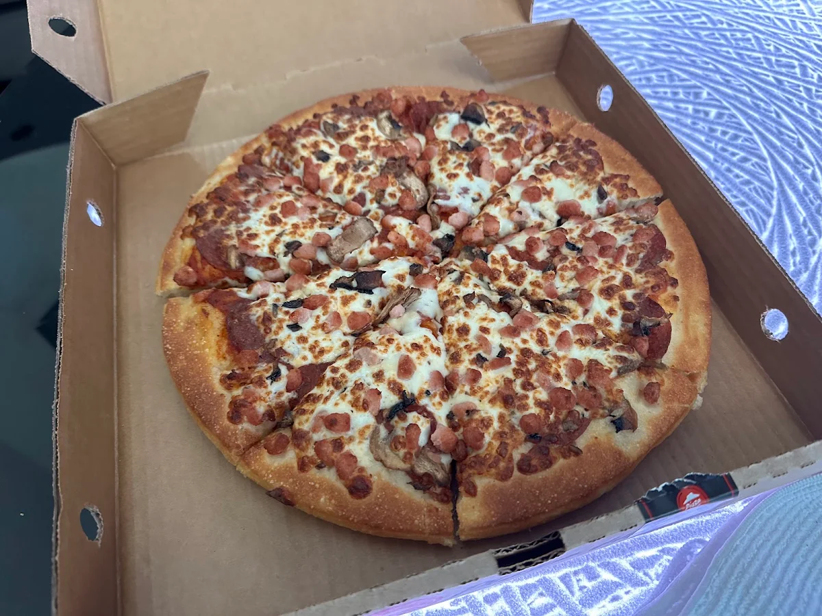 Canadian Pizza