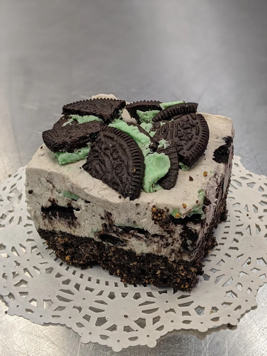 Mint Oreo Cheesecake