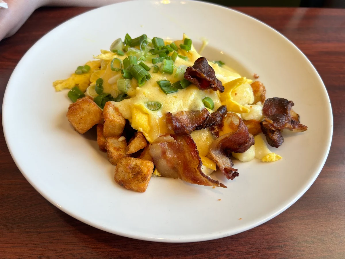 Breakfast Poutine