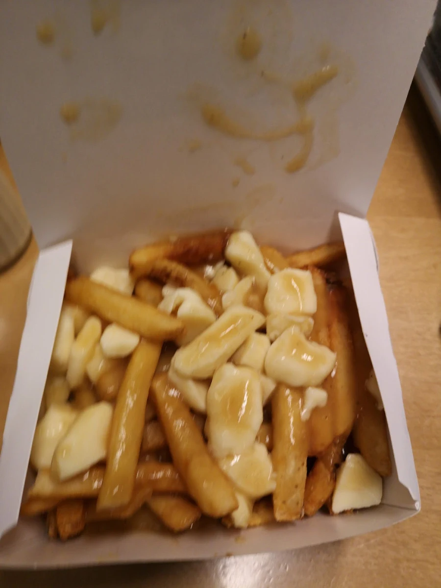 Poutine, A&W Canada