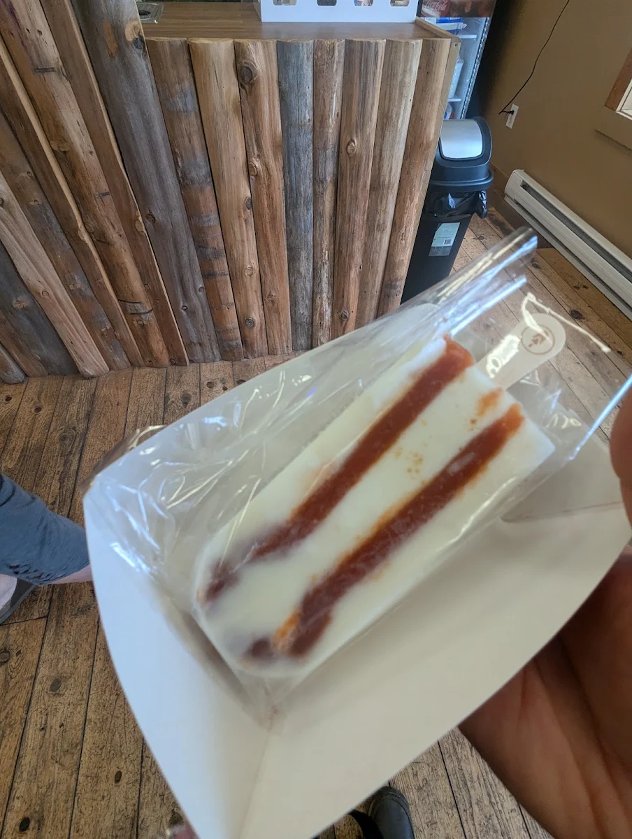 Guava Cheesecake Paletta