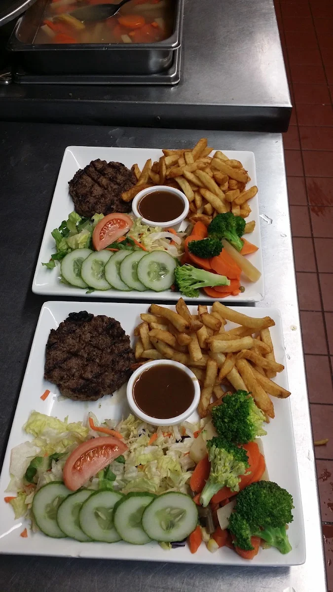 Hamberger Steak Salade Verte