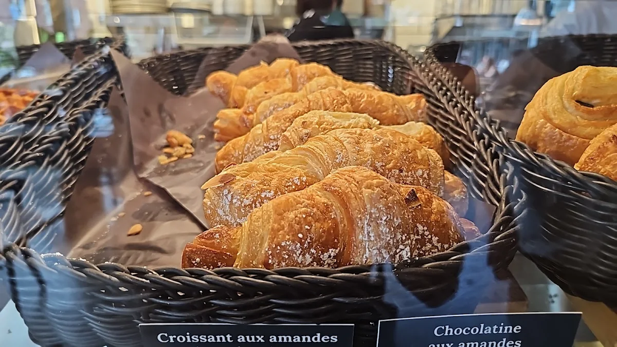 Almond Croissant