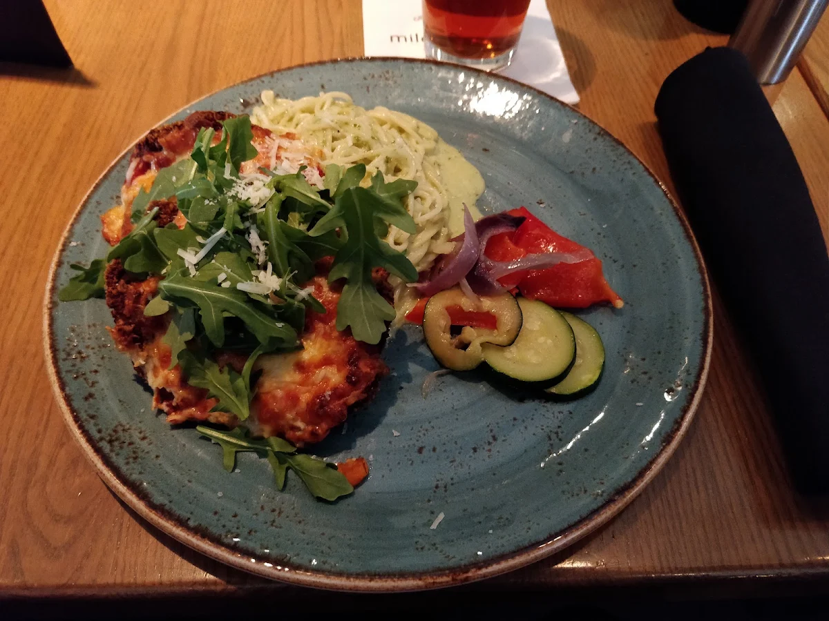 Roma Chicken Parmesan