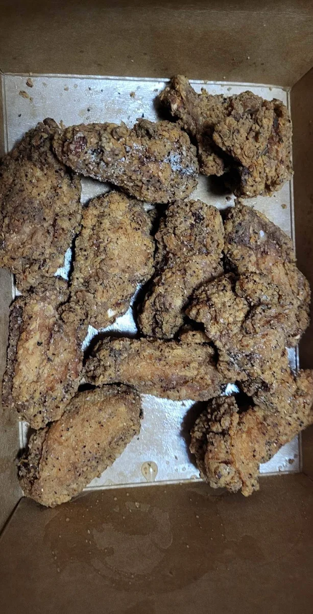 Salt N Pepper Wings