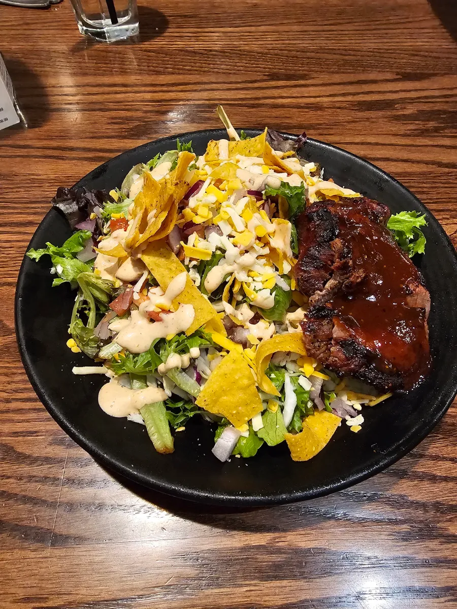 Highlights, MR MIKES SteakhouseCasual