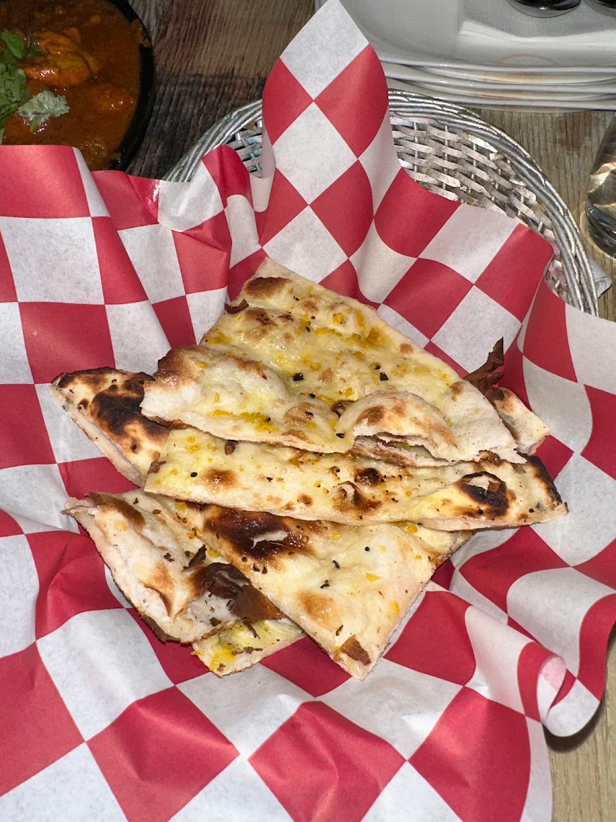 Special Italian Cheese Naan