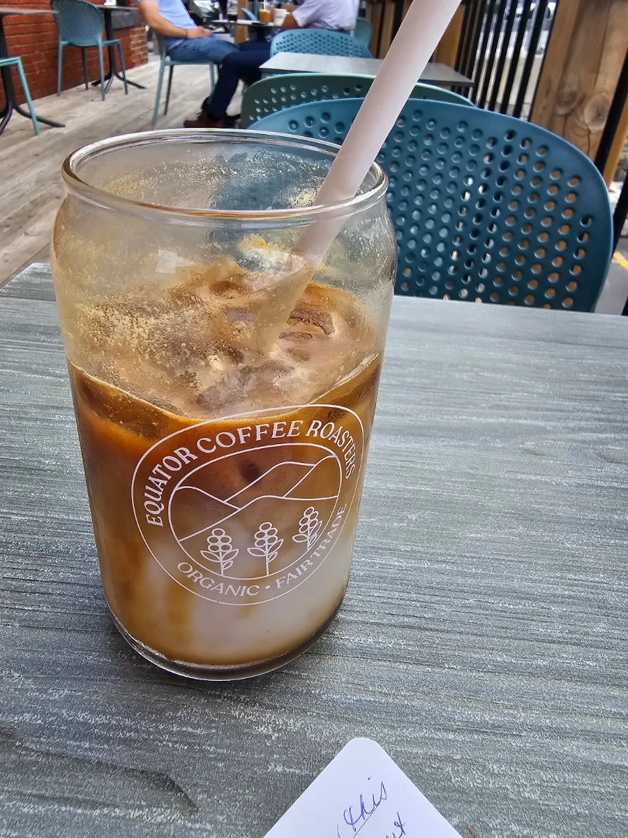 Caffè Latte with Almond Milk
