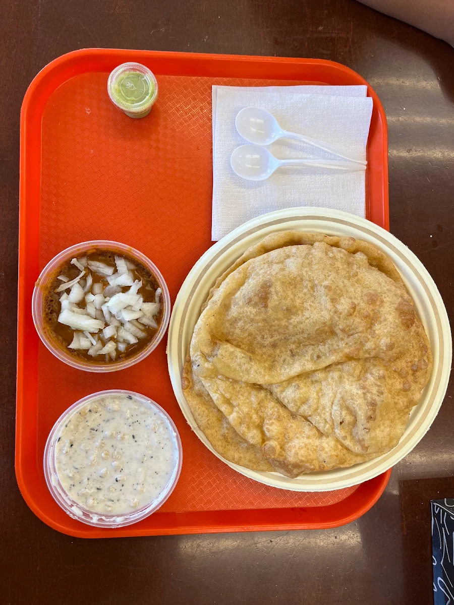 Chole Puri Combo