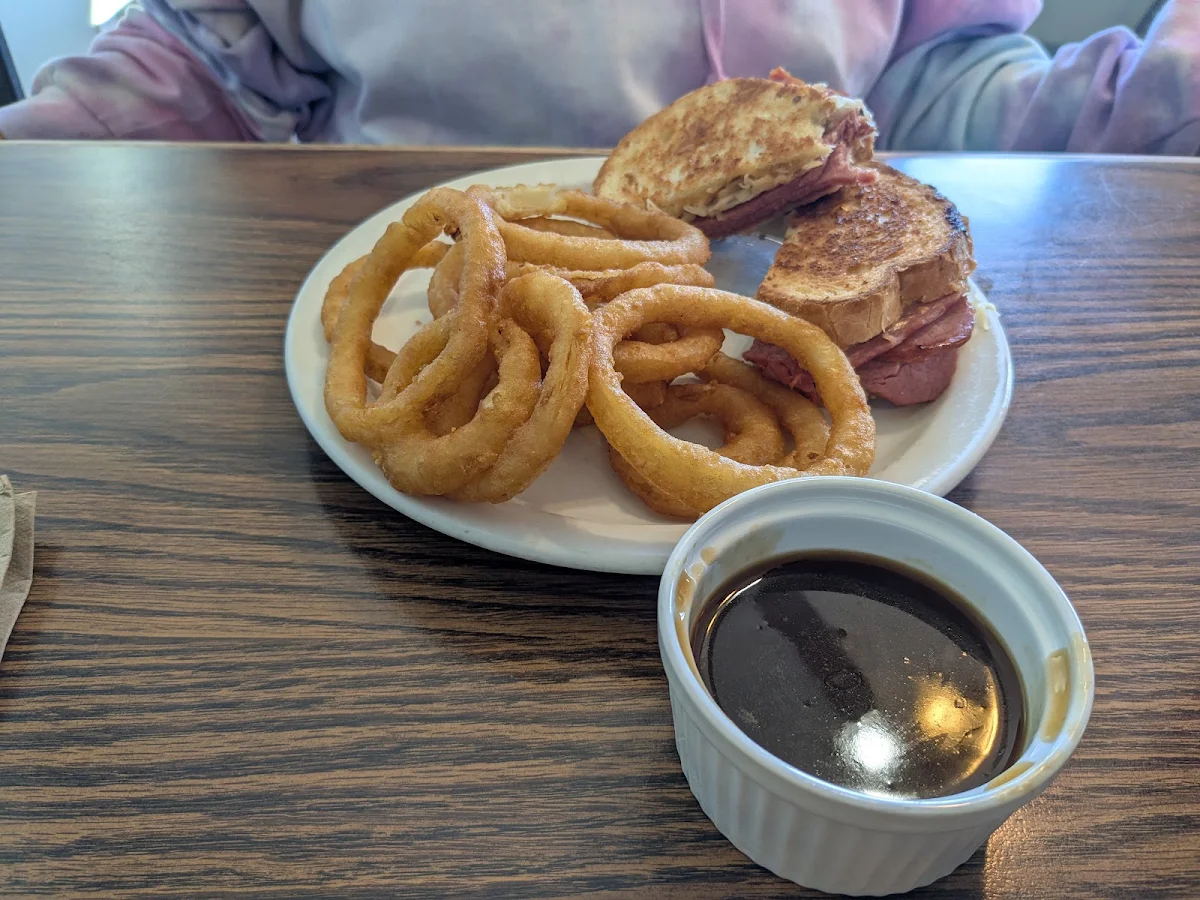 Highlights, Gladstone Roadhouse