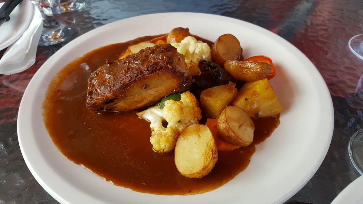 Porc Braisé À la Bière