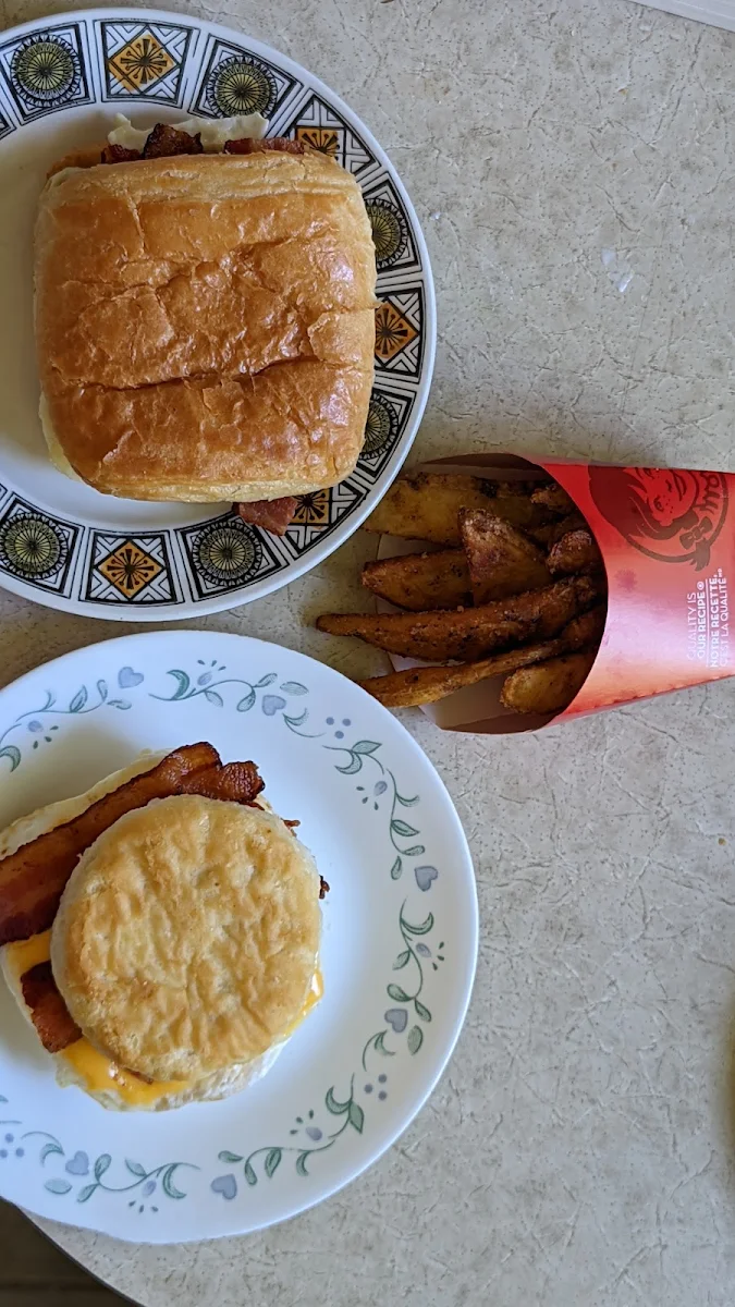 Bacon and Egg Breakfast Biscuit Croissant with Seasoned Potatoes