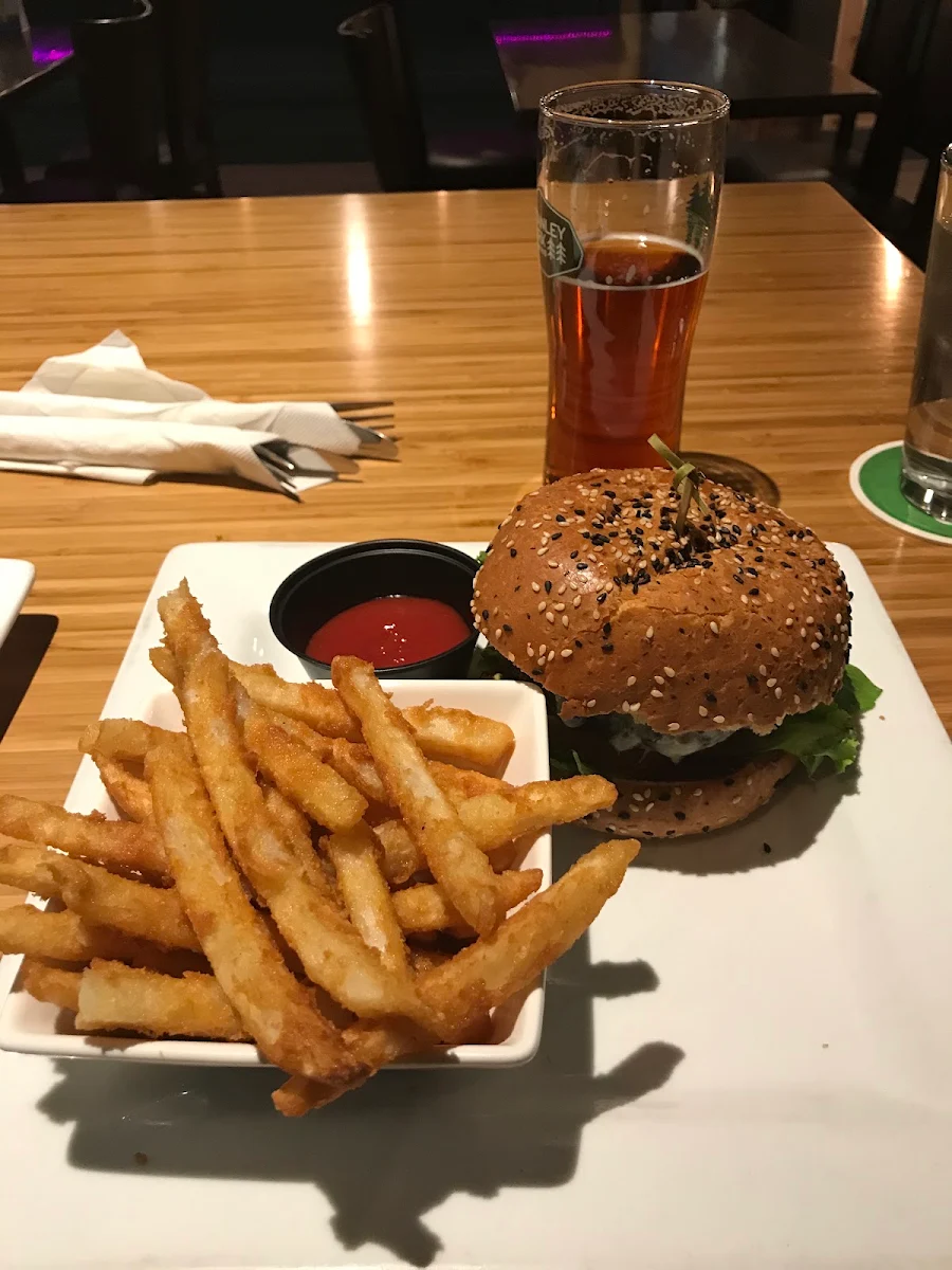 Whiskey Barrel Burger