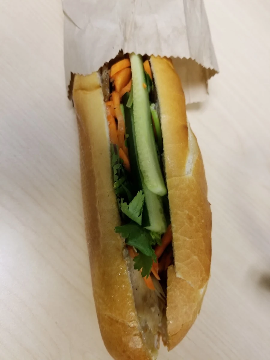 Seasoned Boneless Chicken Sandwich