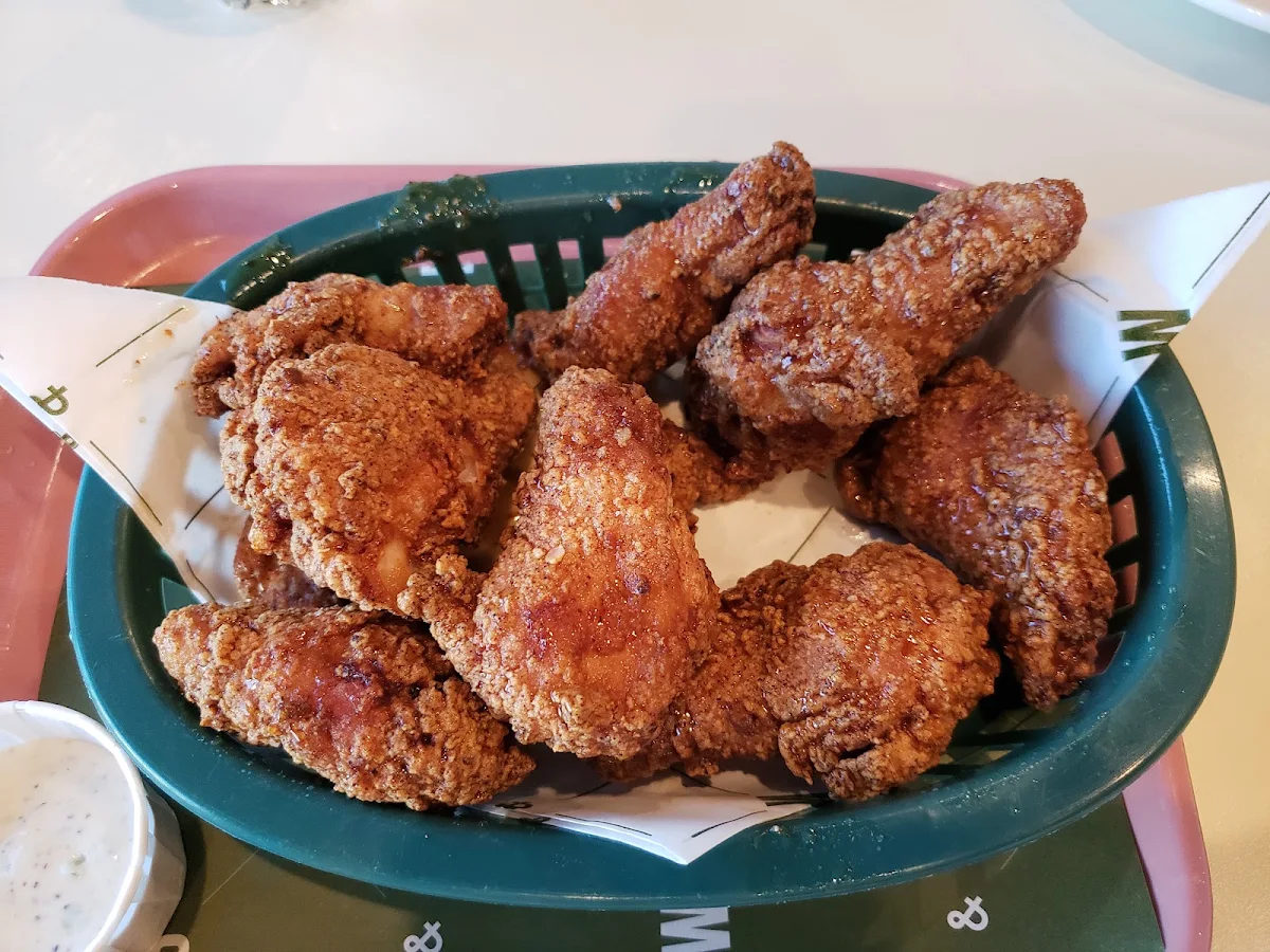 Honey Chipotle Chicken Wings