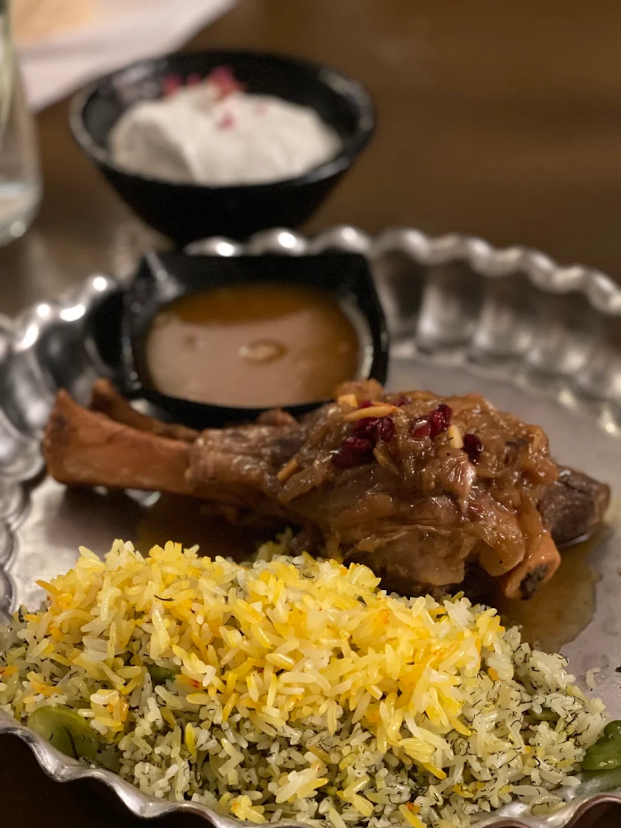 Baghali Polo Ba Mahiche
