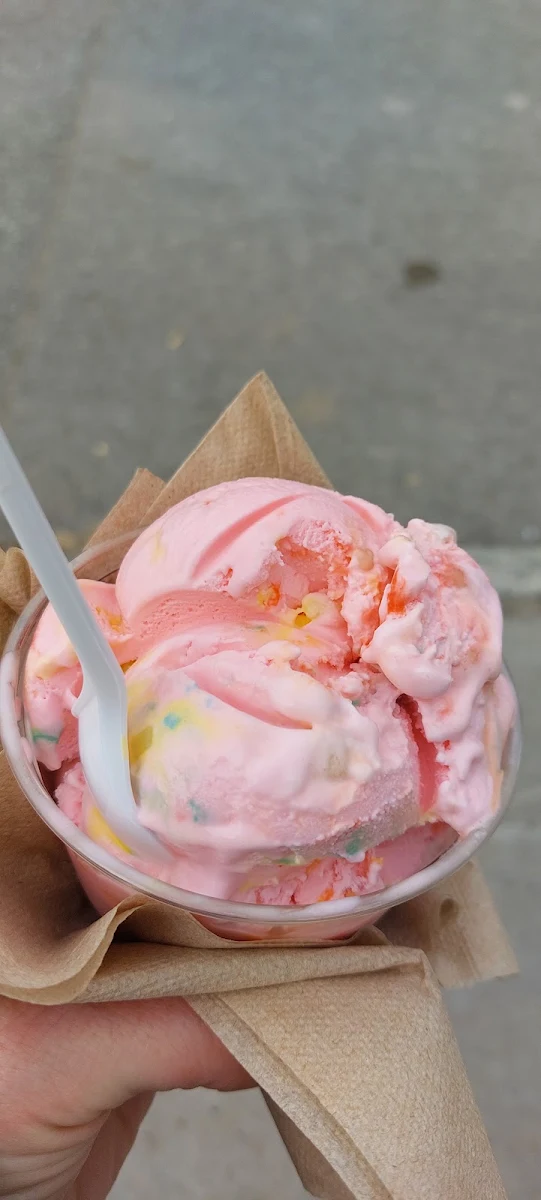Bubble Gum Ice-Cream