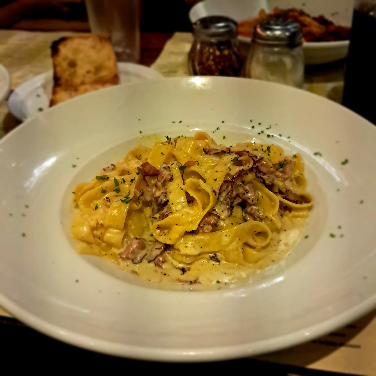 Fettuccine Alfredo