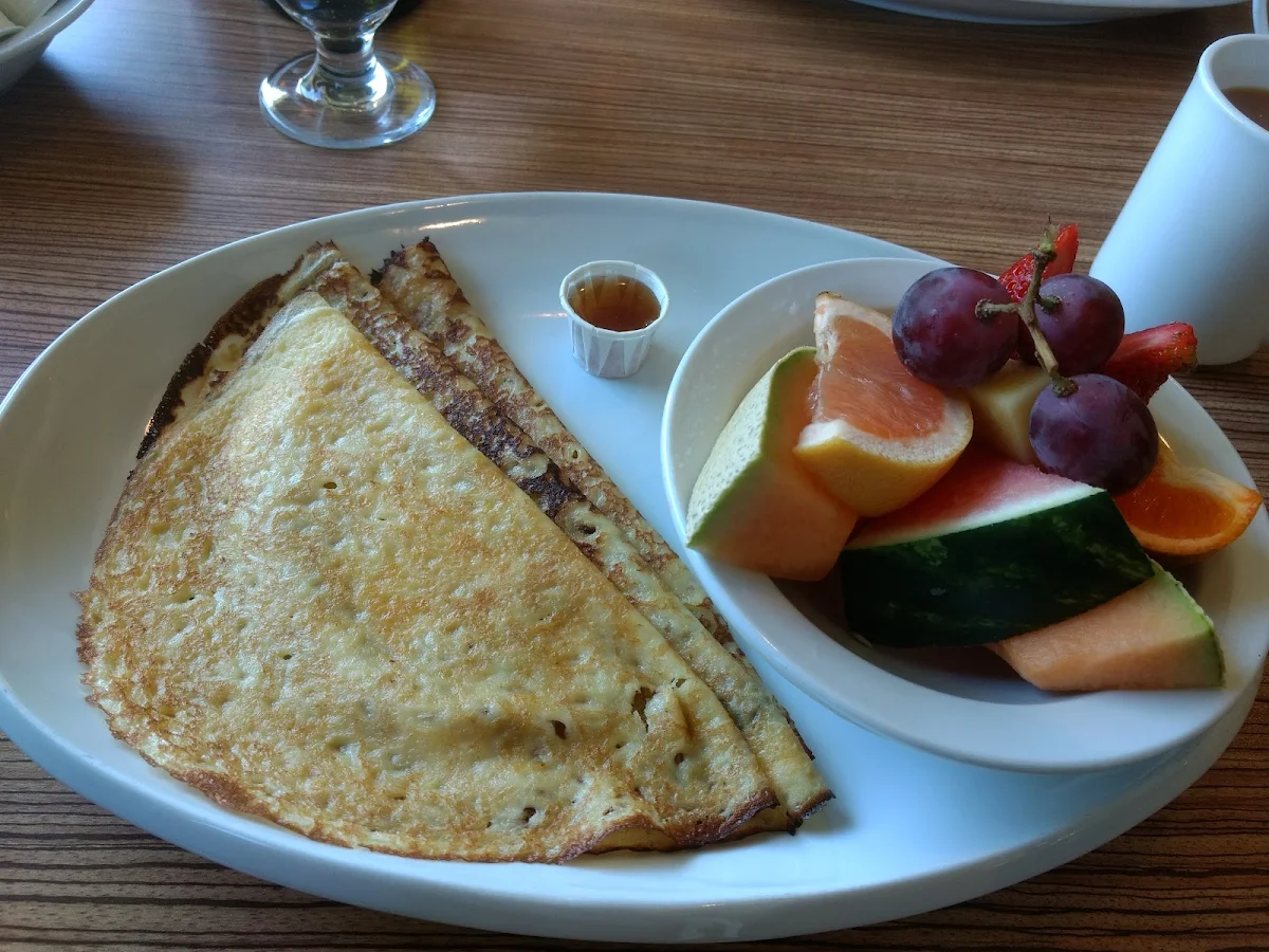 Crepes with Maple Syrup
