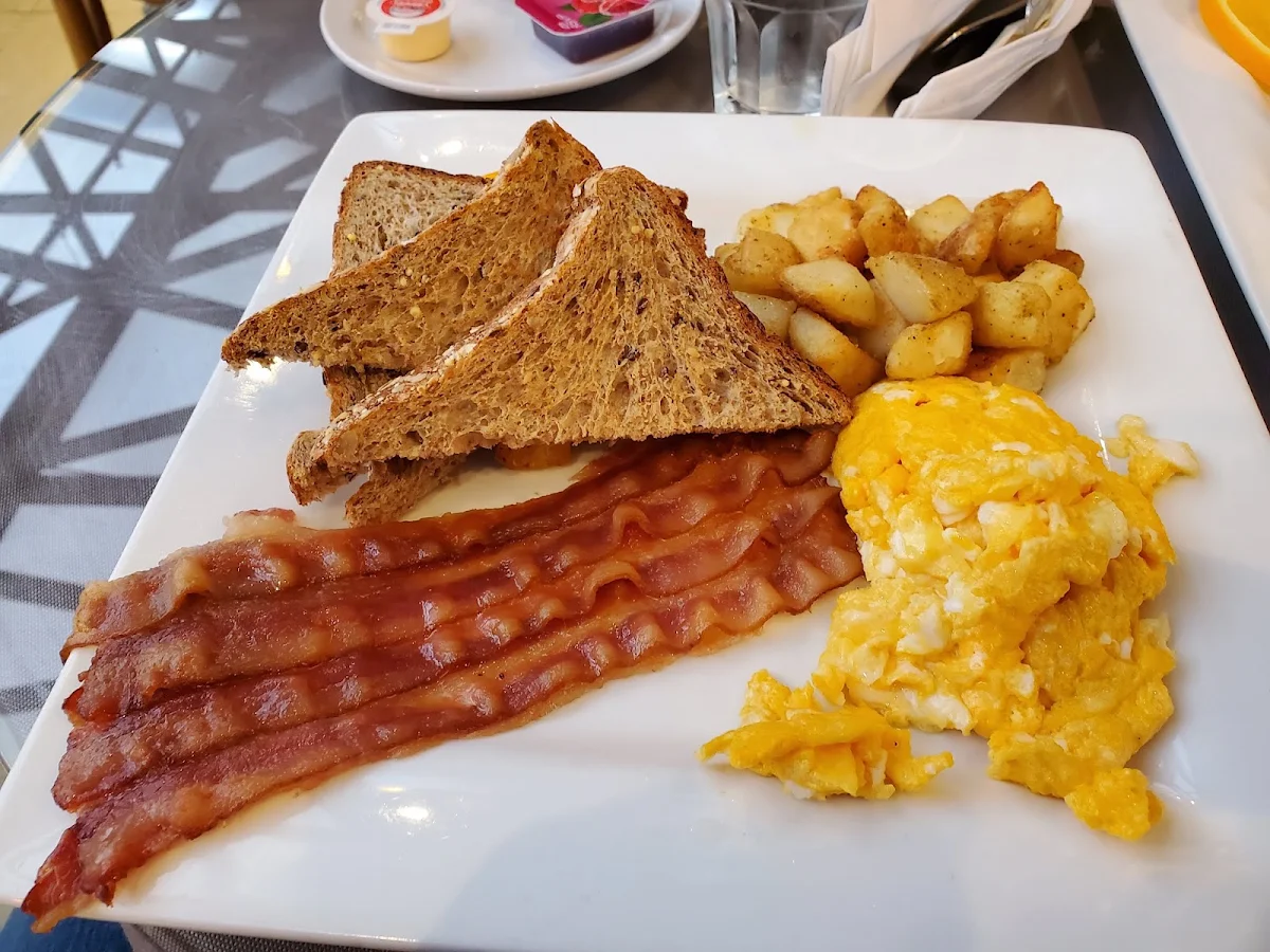 Bacon & Egg Breakfast