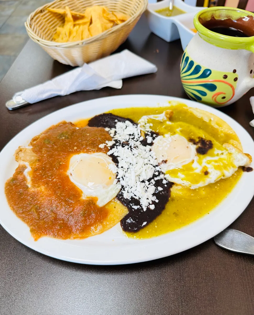 Huevos Divorciados