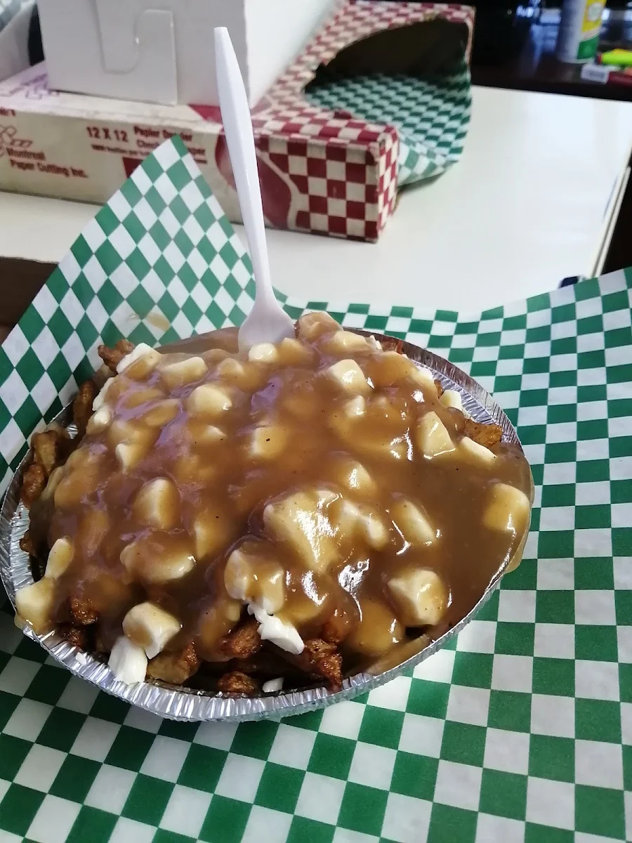 Large Poutine