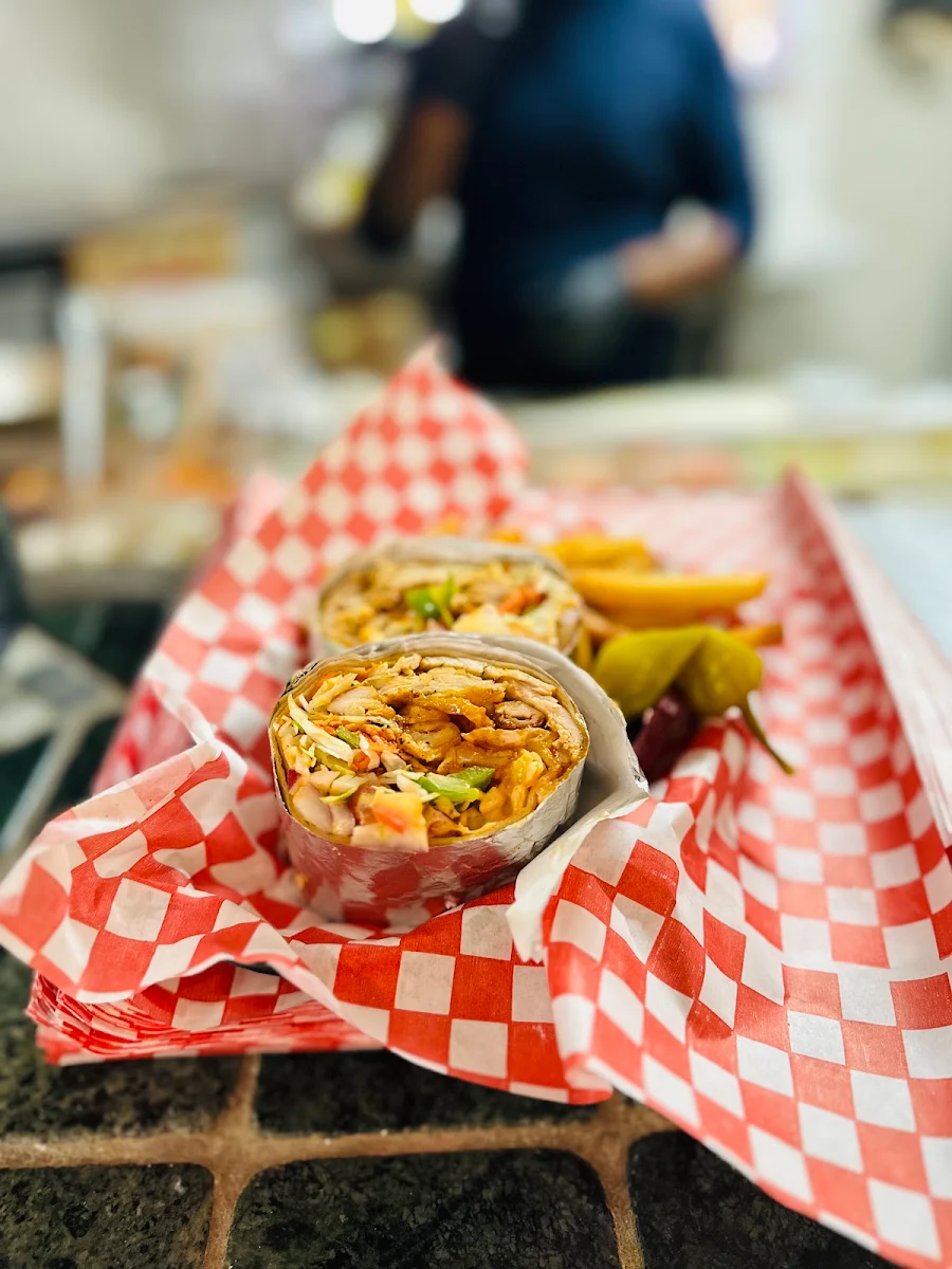 Highlights, Desi Donair