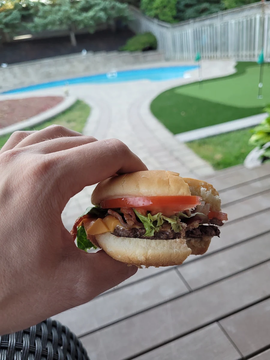 Junioer Bacon Cheeseburger