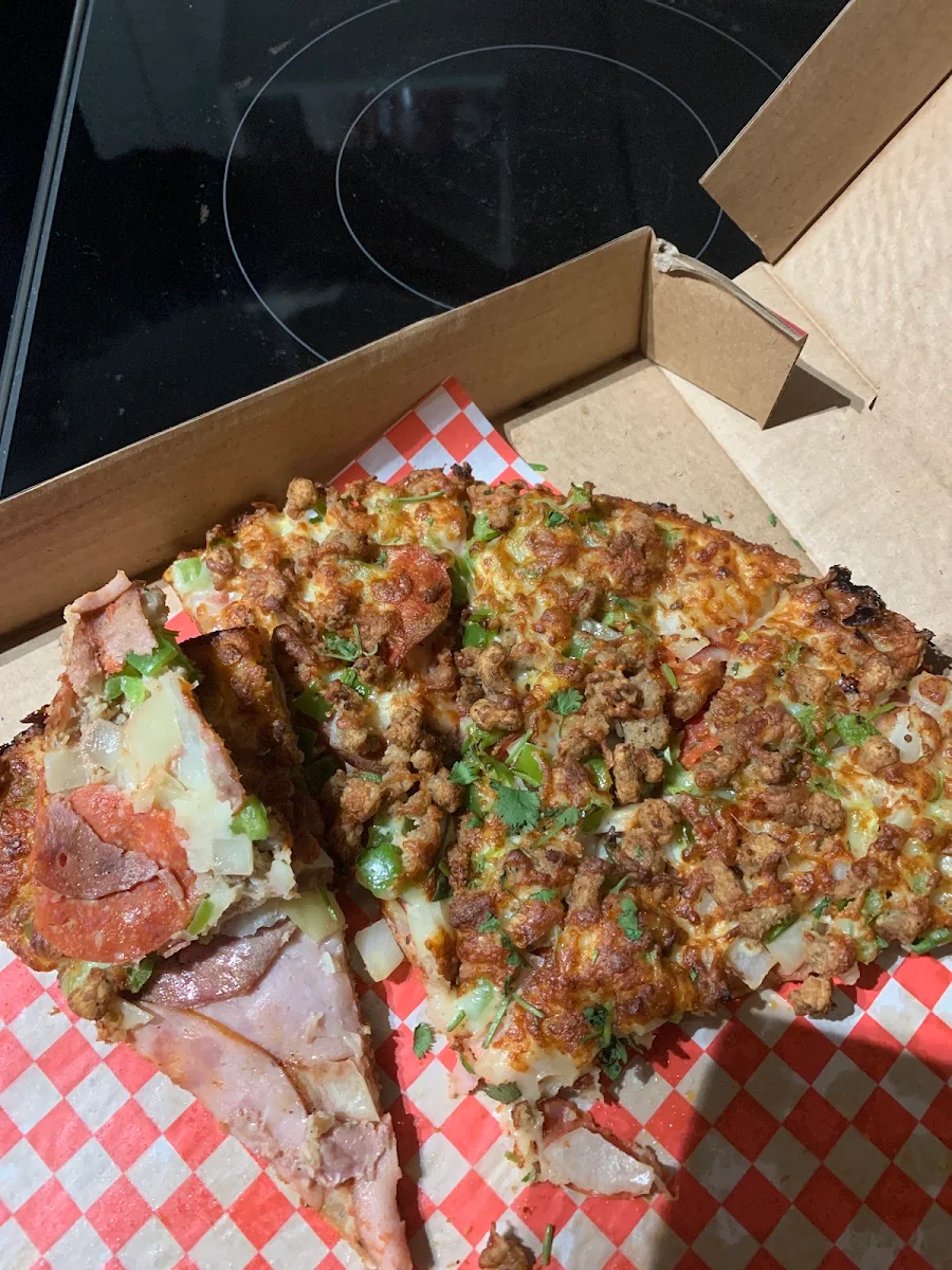 Highlights, Pizza 82 & Juyal Catering