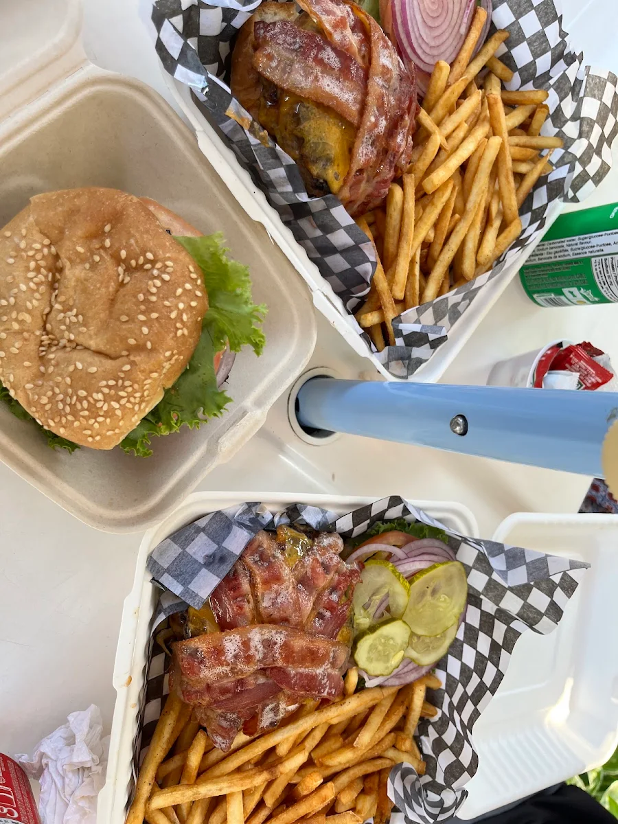 Highlights, Clifford Snack Shack
