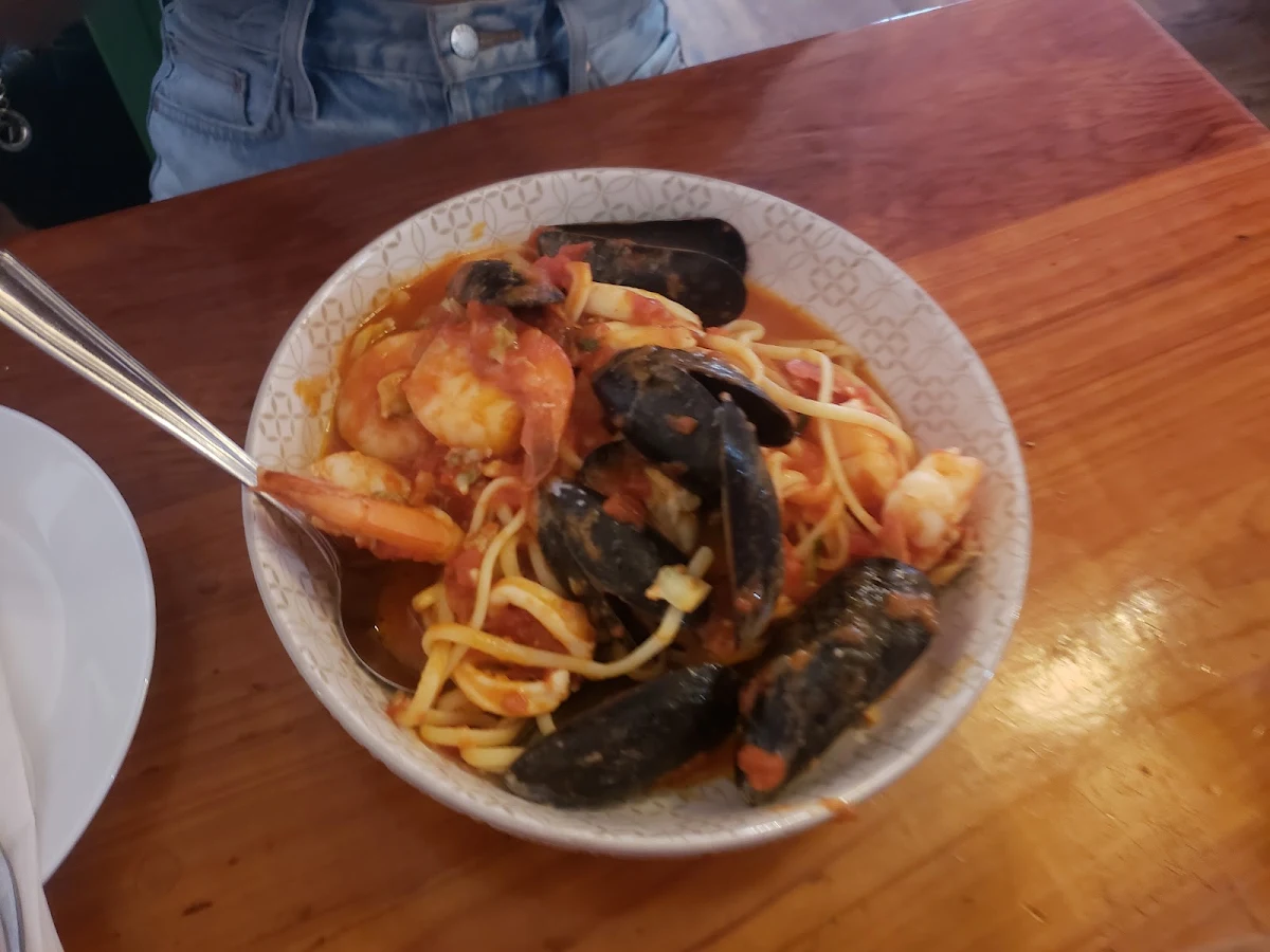 Seafood Linguine with Clams