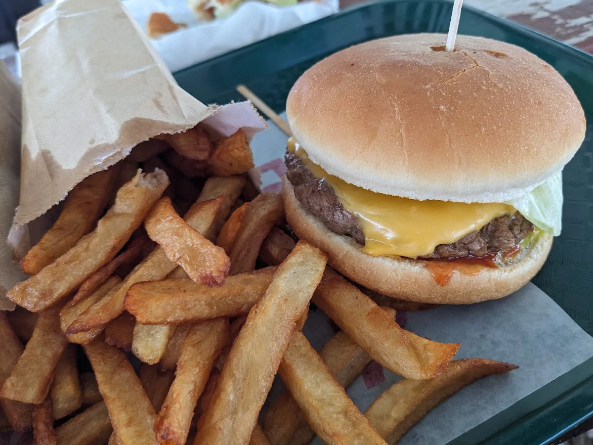 Cheeseburger Frites Maison