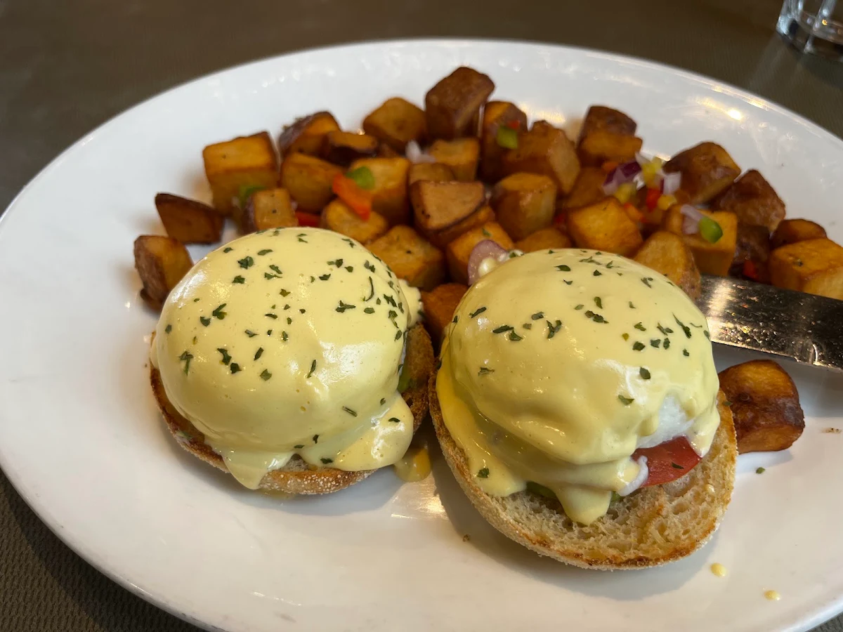 California Eggs Benedict