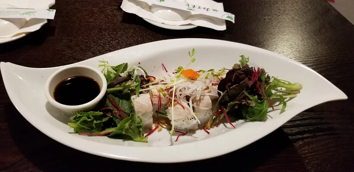 Tuna Tataki Roll