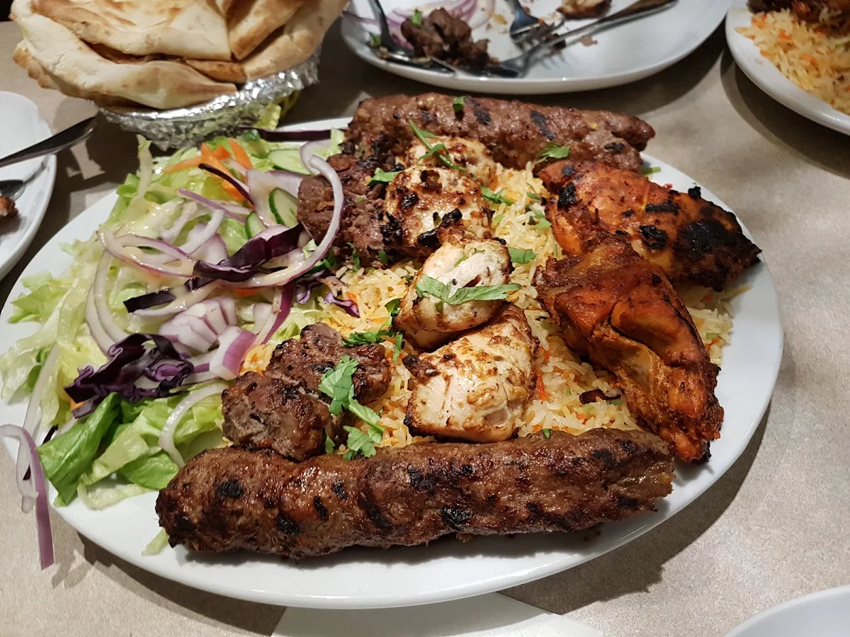 Chicken Kabab Rice & Naan Salad