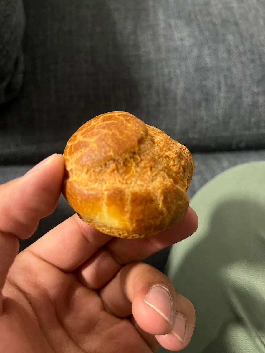 Whipped Cream Puffs 6pc