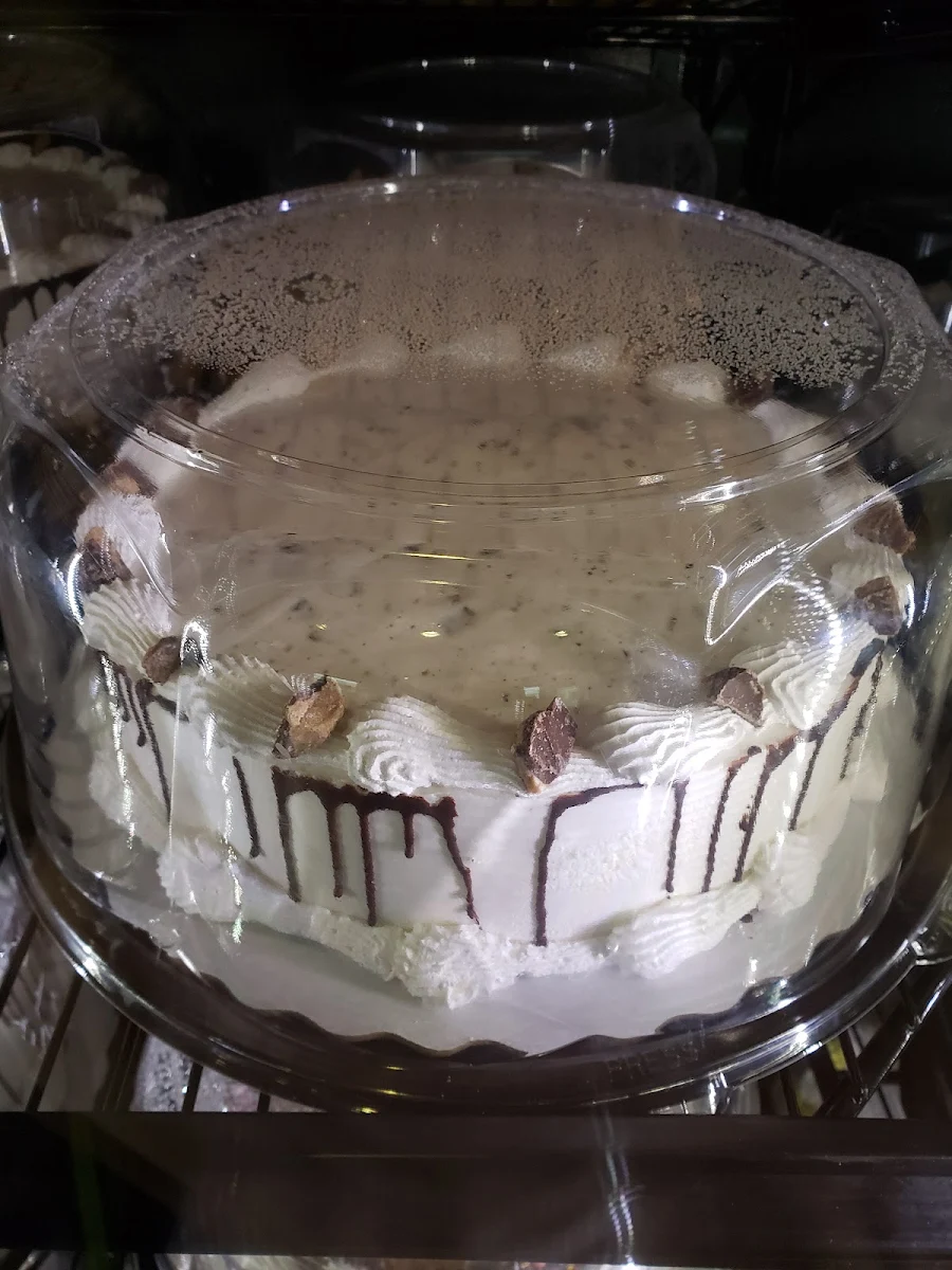 Reeses Peanut Butter Cake