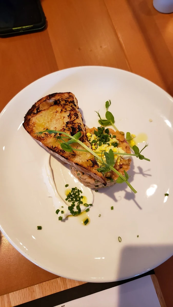 Salmon Tartare