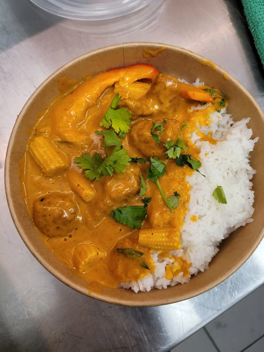 Red Curry Chicken