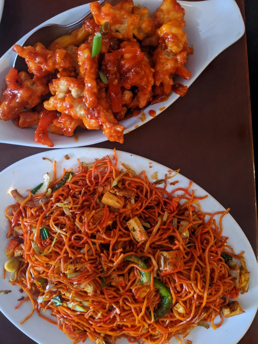 Chilli Chicken Dry, Everest Hakka House