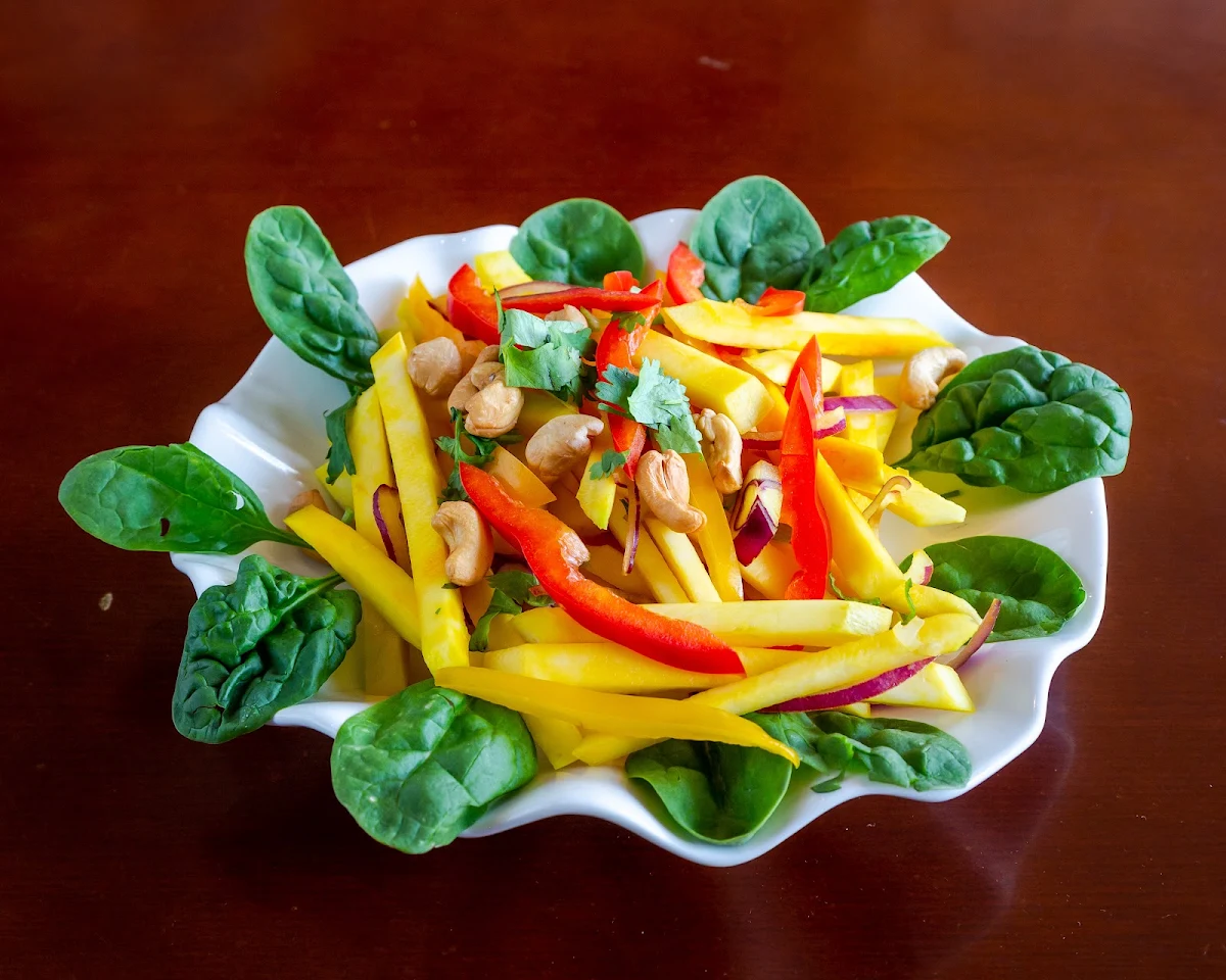 Mango Salad, Everest Hakka House