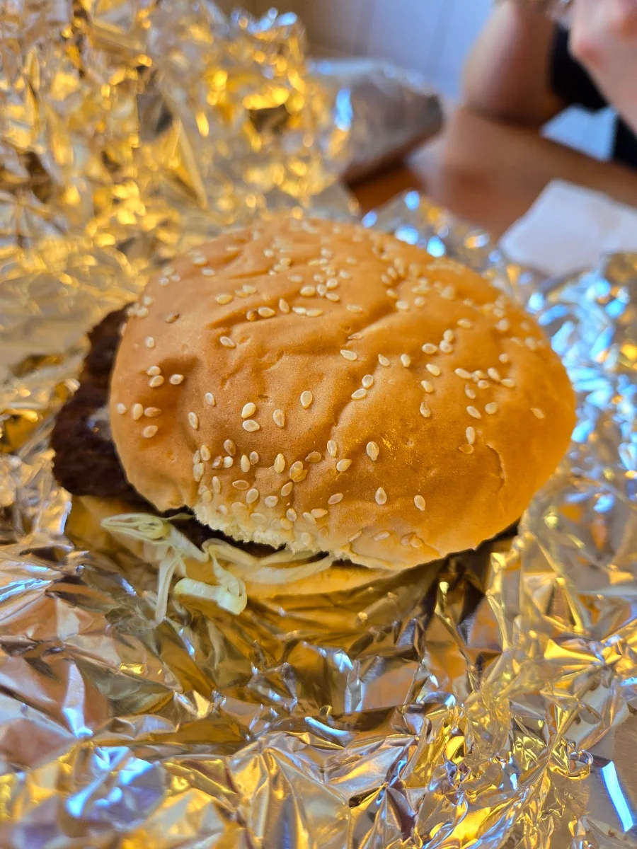 Hut Burger