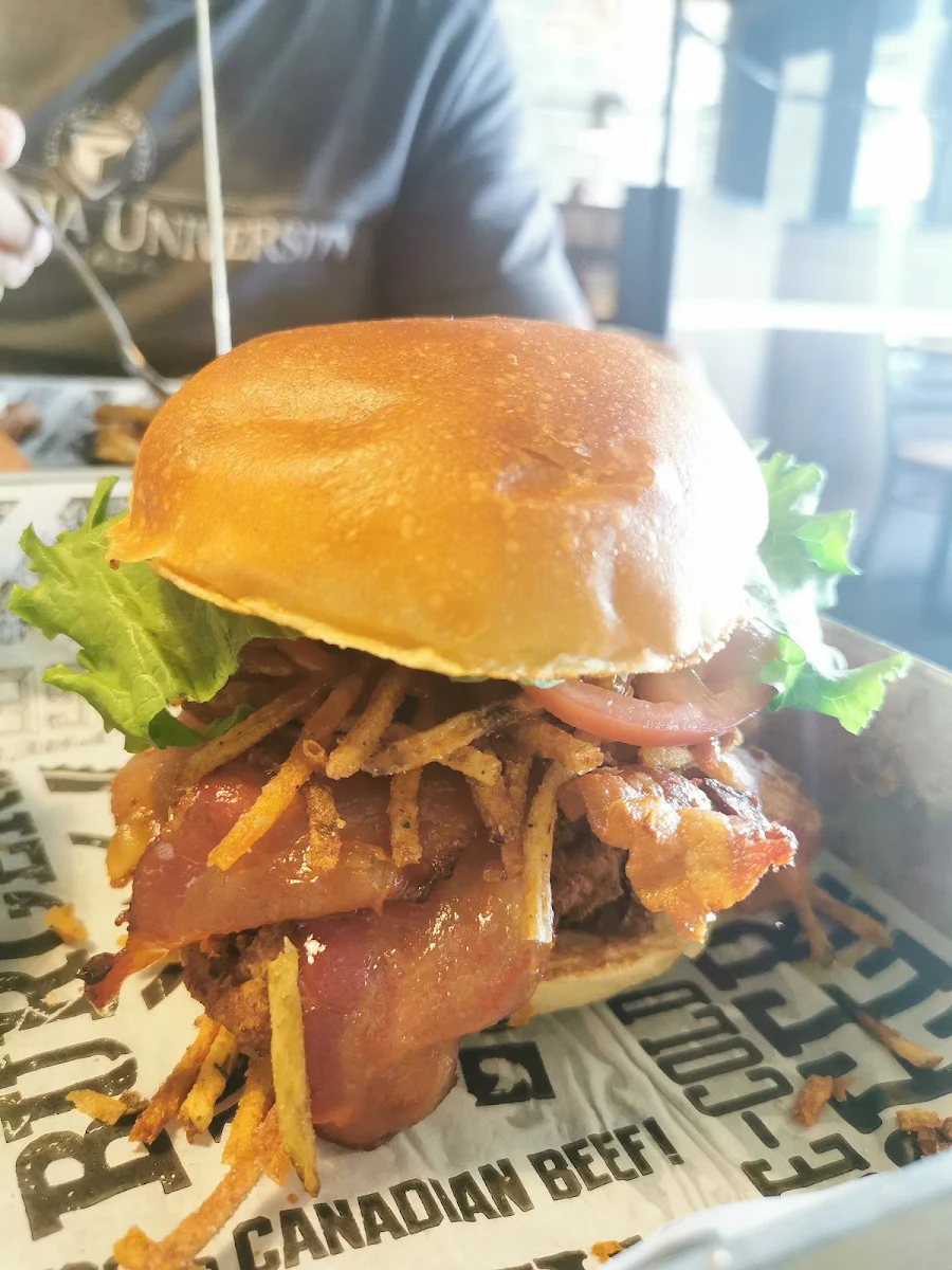 6 Degrees of Kev'n Bacon Cheeseburger