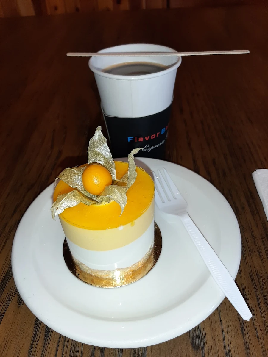 Mango Mousse Cake