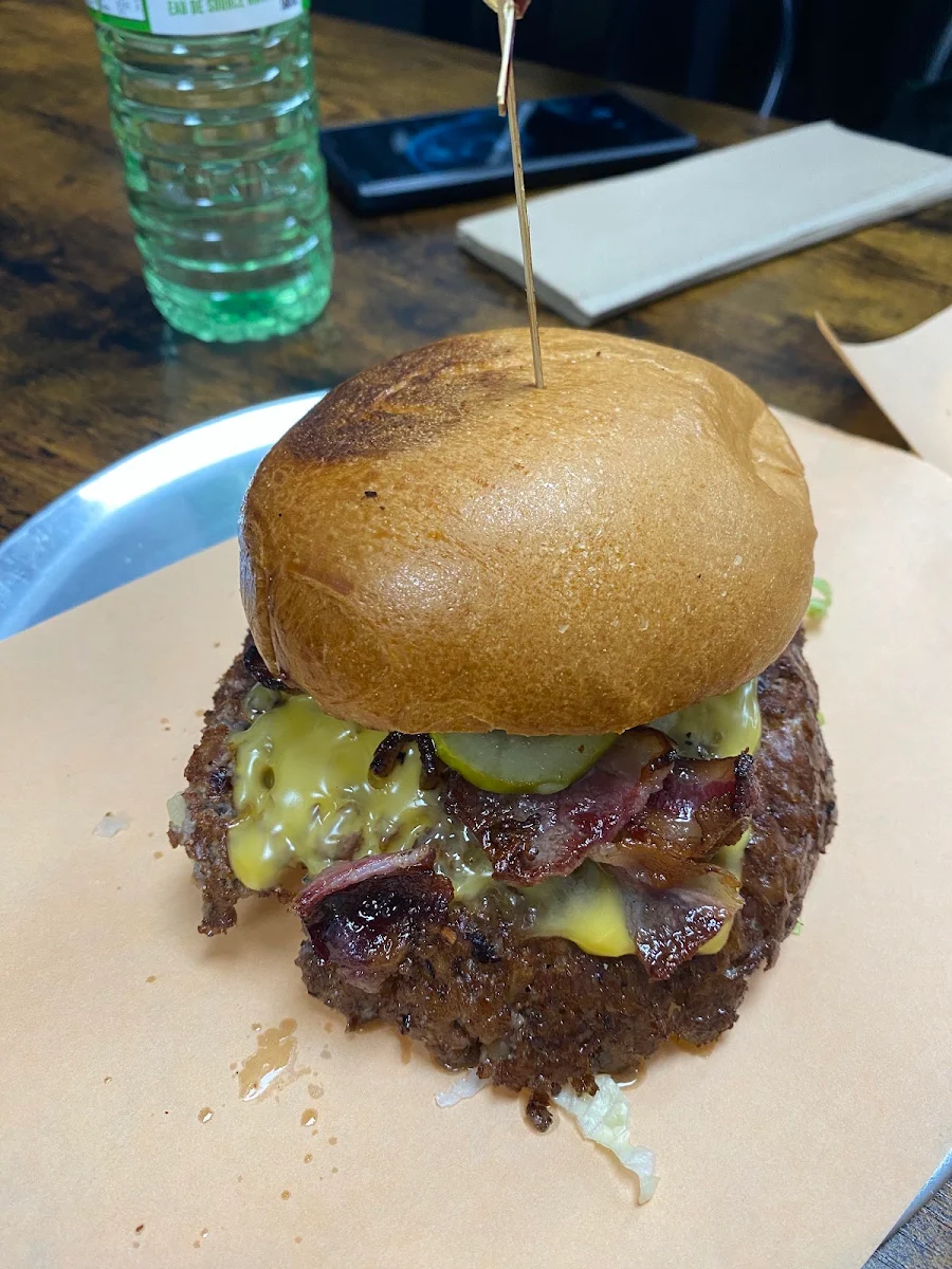 Bacon Cheeseburger