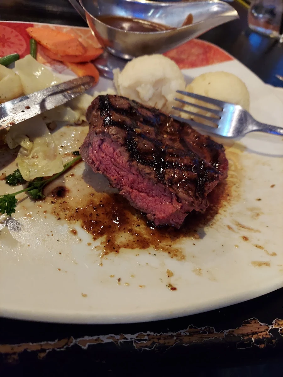 9oz Top Sirloin and Mushrooms