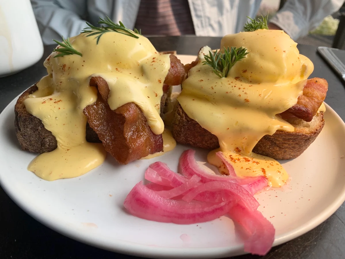 Eggs Benedict with Bacon