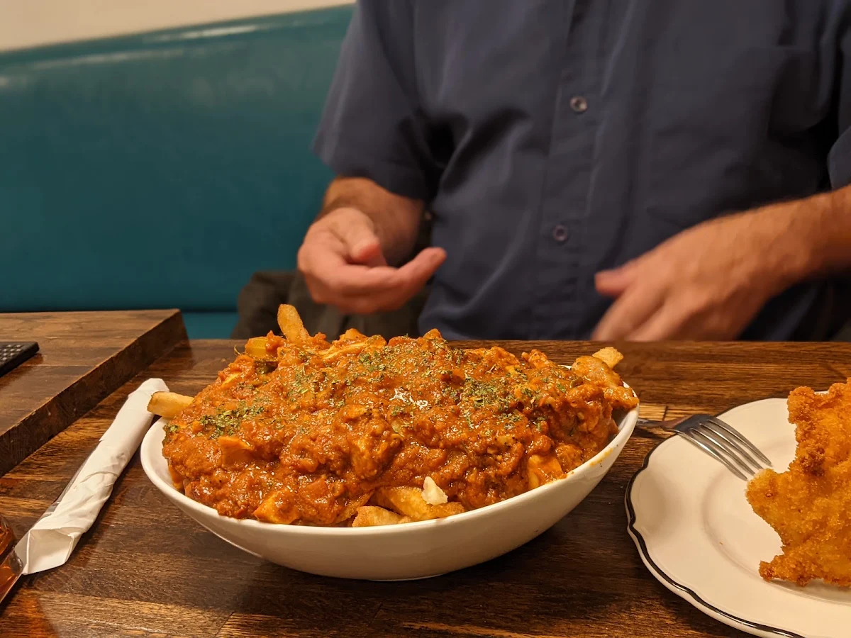 Butter Chicken Poutine
